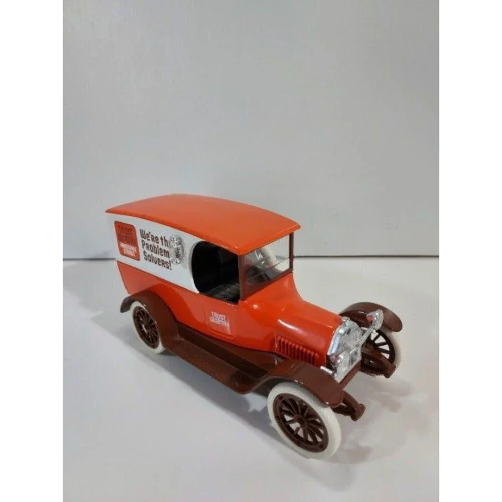 Liberty Classics 1:24 Die Cast Trustworthy 1916 Studebaker Cargo Van Bank
